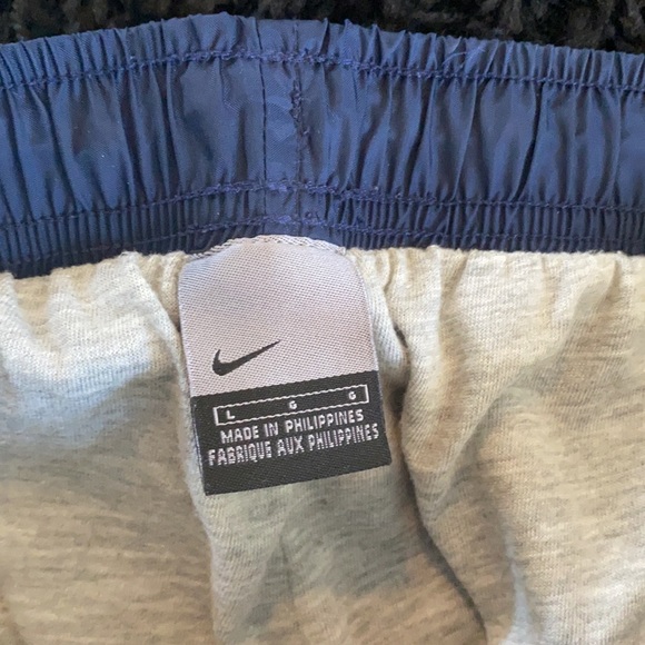 Vintage Nike Windbreaker Pants - Picture 3 of 4